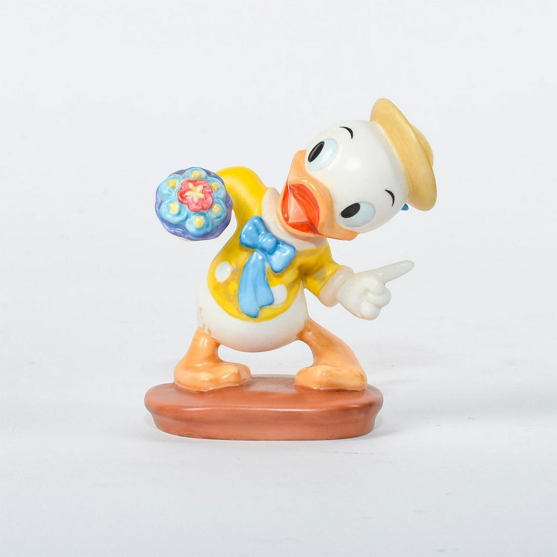 Walt Disney Classics Collection Figurine, Mr Duck Steps (1 of 3)