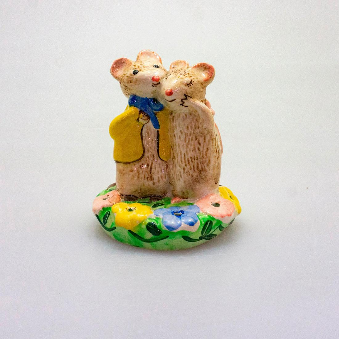 Beswick Kitty MacBride Figural Grouping, Just Good (1 of 3)