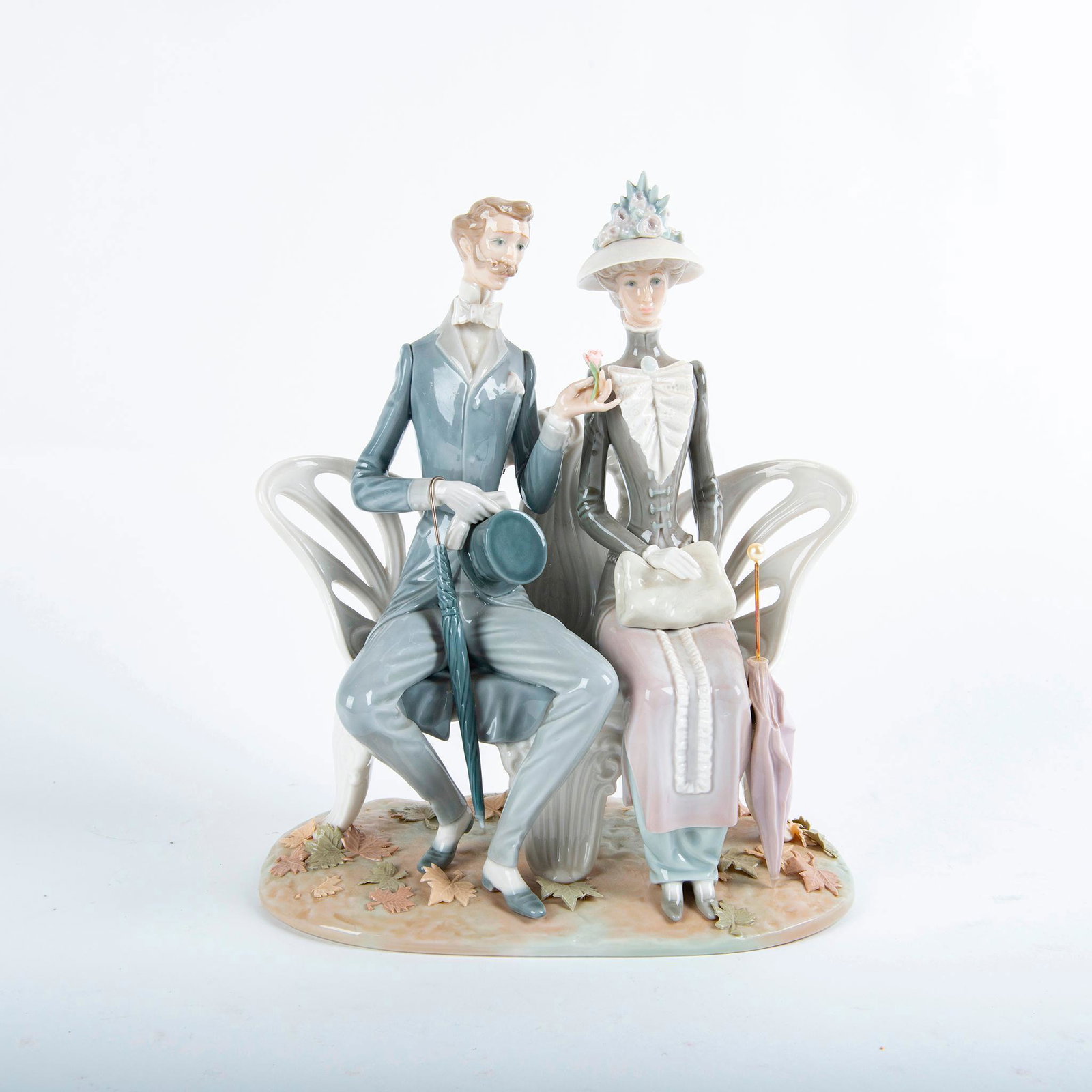 Lovers In The Park Figure 01001274 - Lladro Porcelain (1 of 4)
