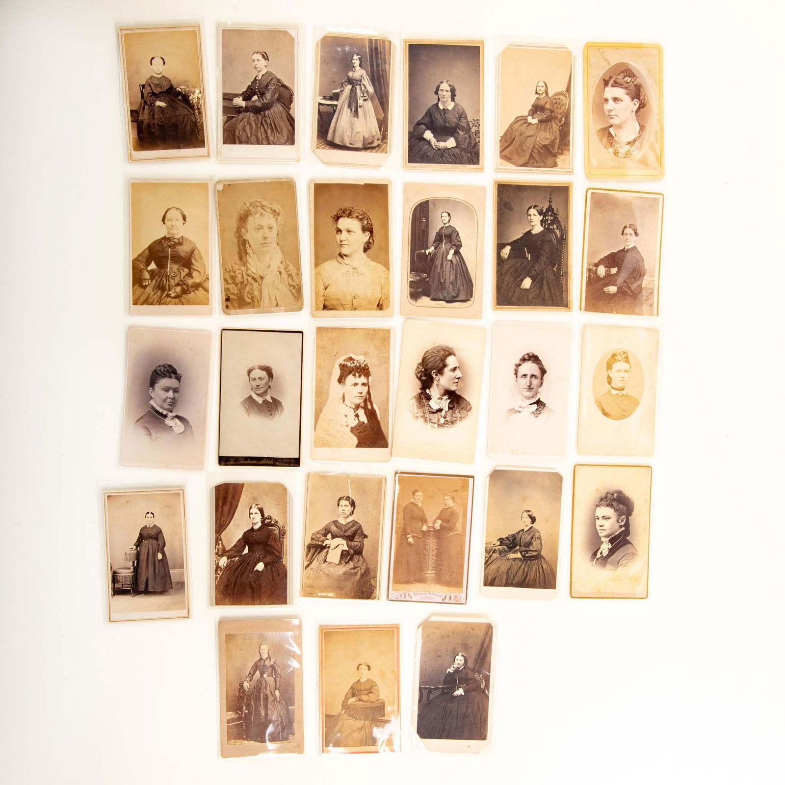 26 Vintage Victorian Era Portrait Photographs of Ladies (1 of 2)