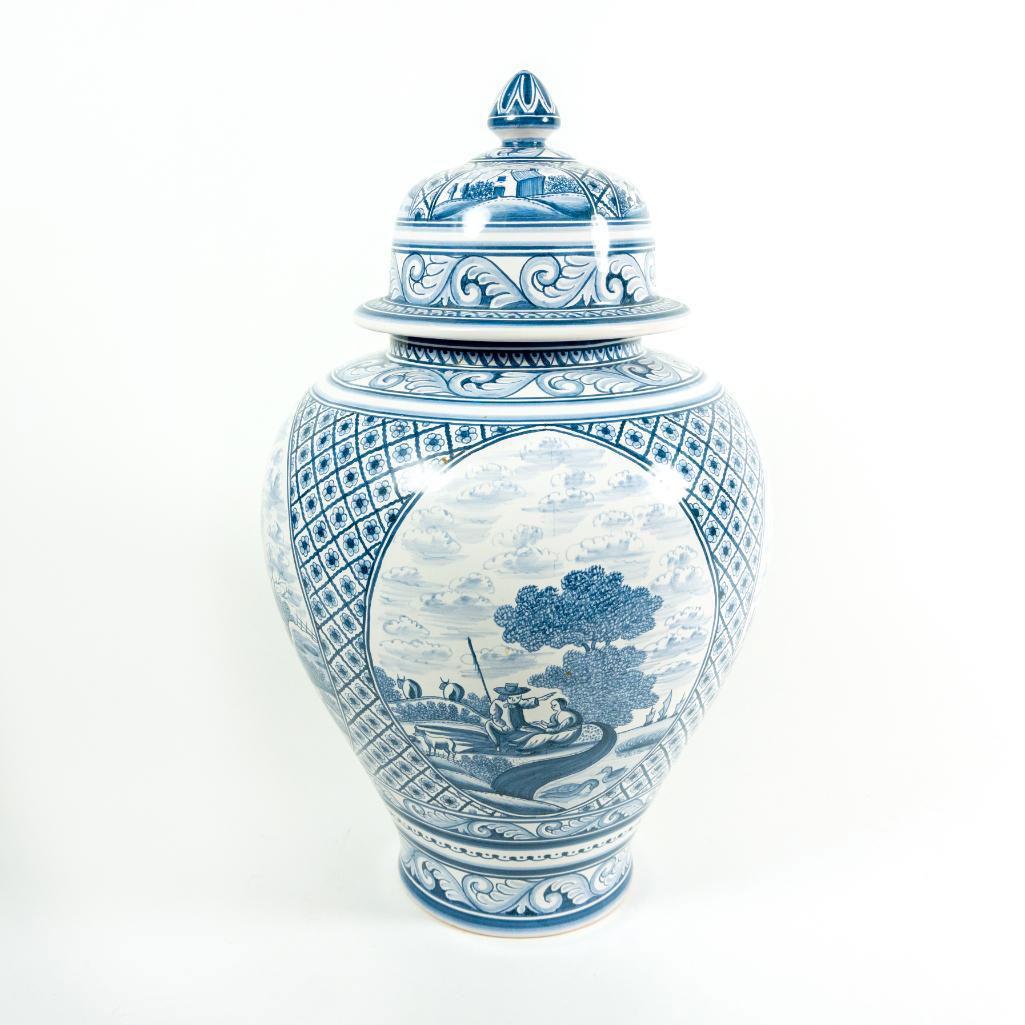 Large Estrela de Conimbriga Ginger Jar (1 of 5)