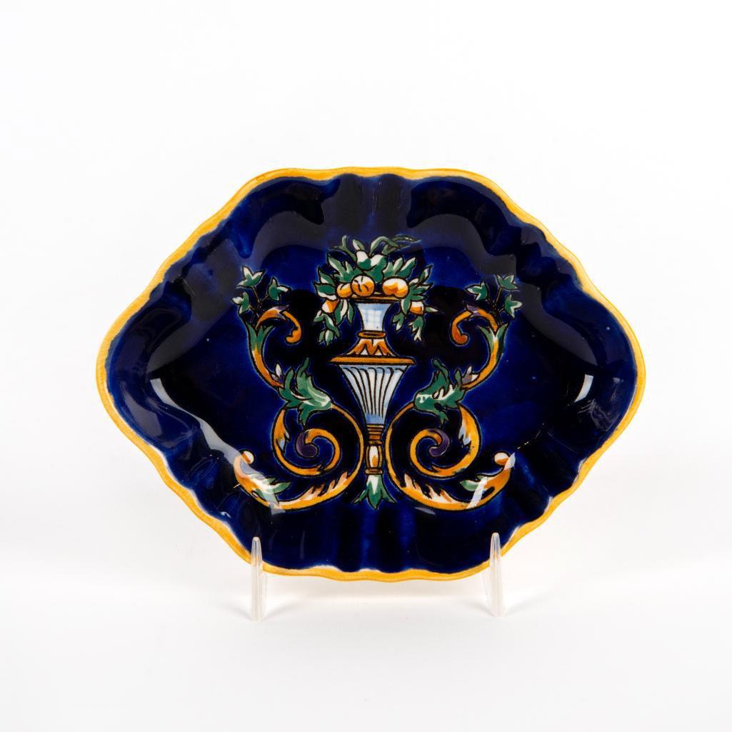 Gien France Faience Trinket Dish, Renaissance Fond Bleu (1 of 2)