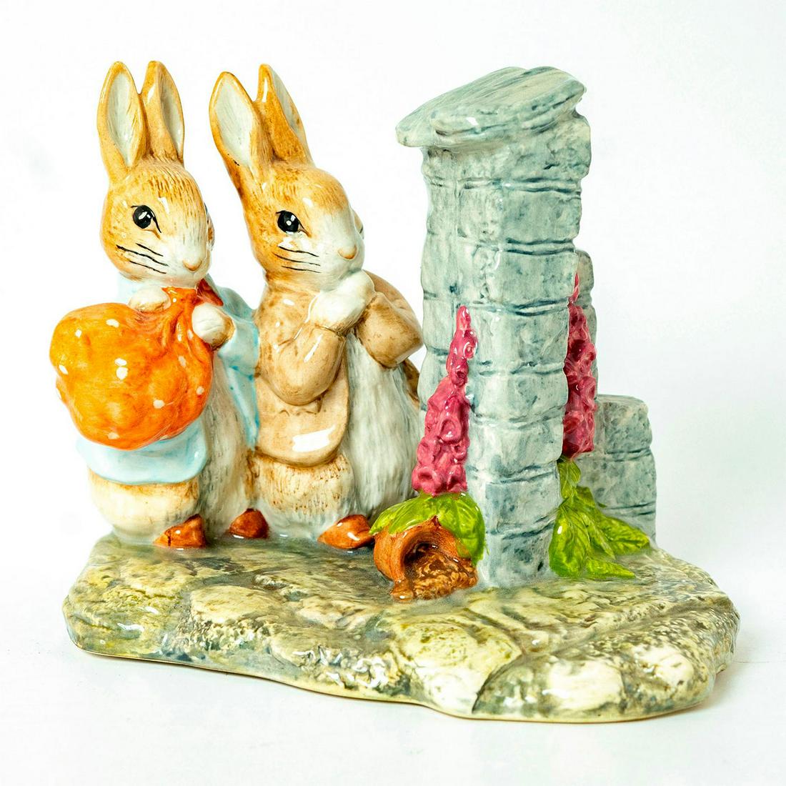 Hiding from the Cat (Tableau) - Beatrix Potter Figurine: Beswick Backstamp. Brown, blue and grey. Limited edition tableau. Artist: Graham Tongue Issued: 1998 Dimensions: 5''H Edition Number: 1047 Edition Size: 3500 Country of Origin: England Manufacturer: B