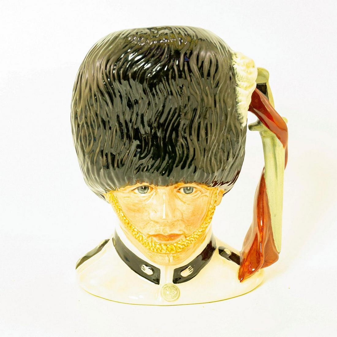 Royal Doulton Lg Colorway Character Jug, The Guardsman (1 of 3)