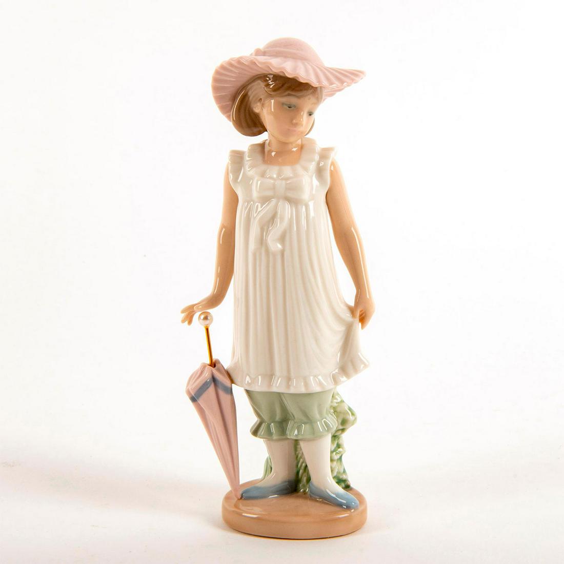 April Showers 02001126 - Nao Porcelain Figure by Lladro (1 of 3)