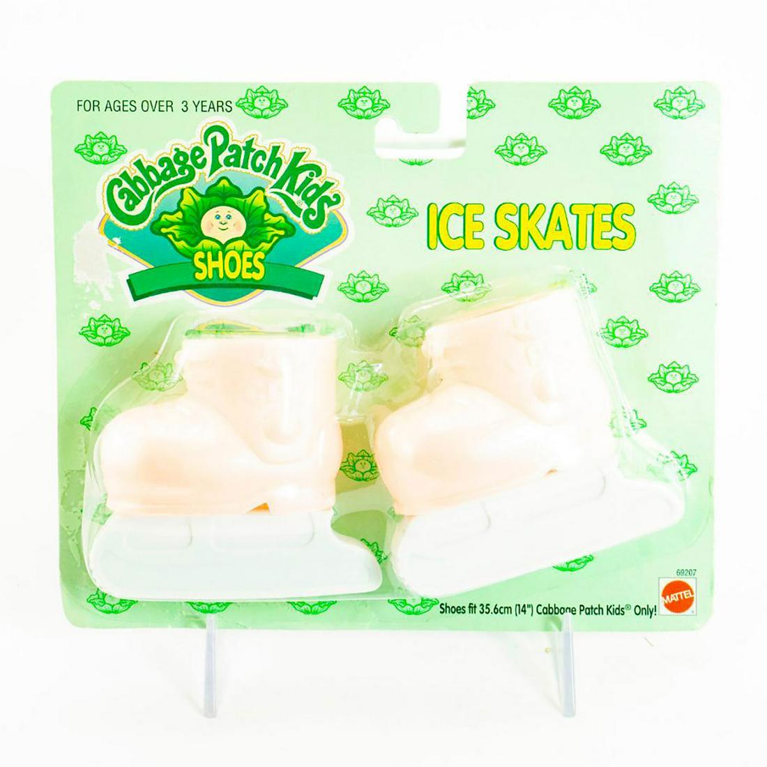 Mattel Cabbage Patch Kids Ice Skates Set (1 of 2)
