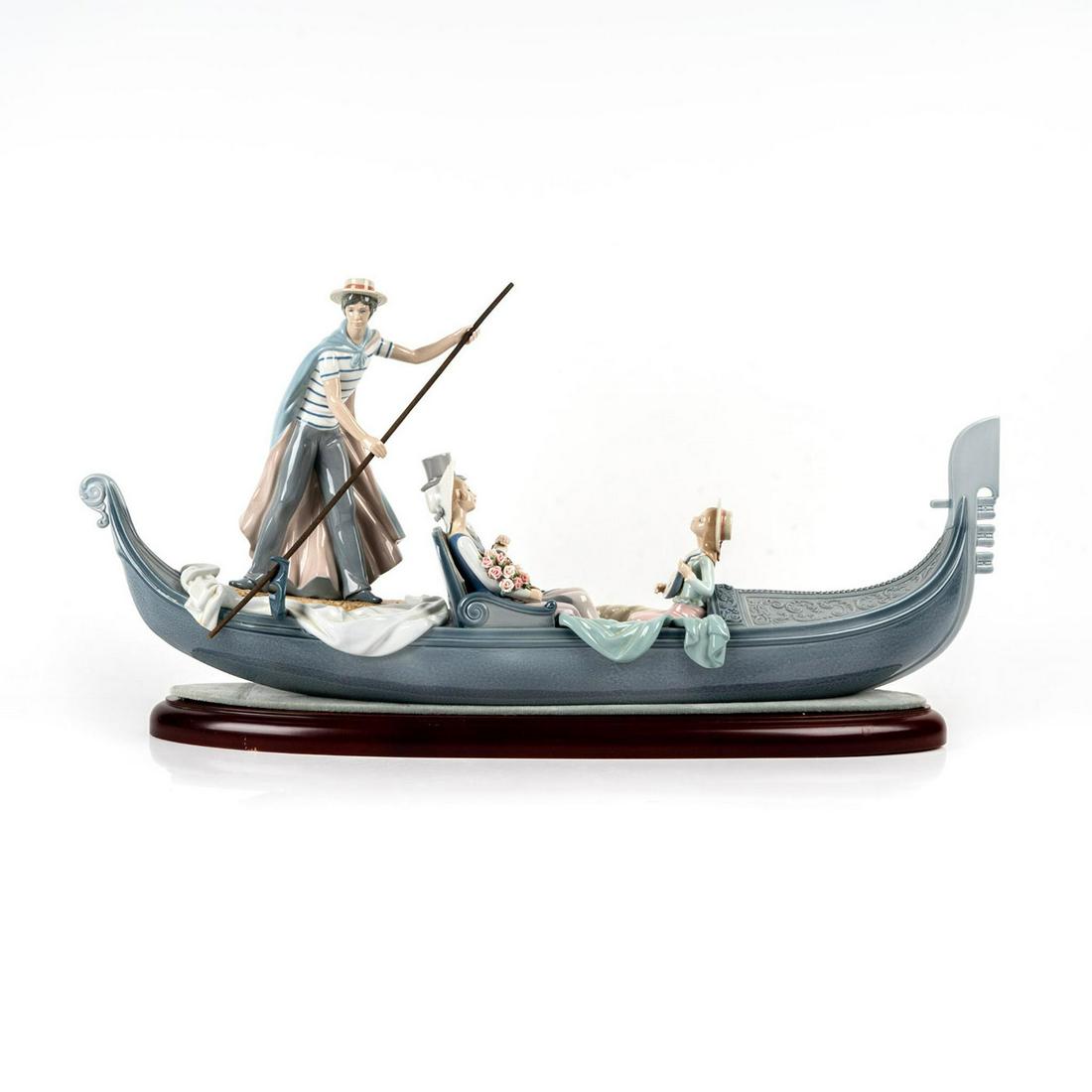 In The Gondola 1001350 - Lladro Porcelain Figure (1 of 7)