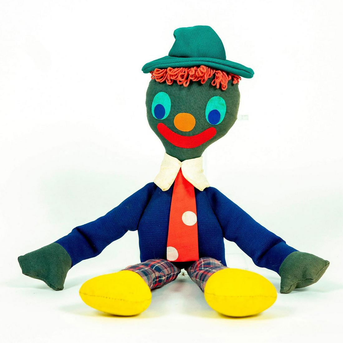Vintage Doll: Man in suit with hat and wide exaggerated smile. Issued: 20th c. Dimensions: 17"H Country of Origin: Cuba