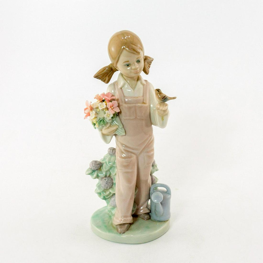 Spring 01005217 - Lladro Porcelain Figurine (1 of 7)