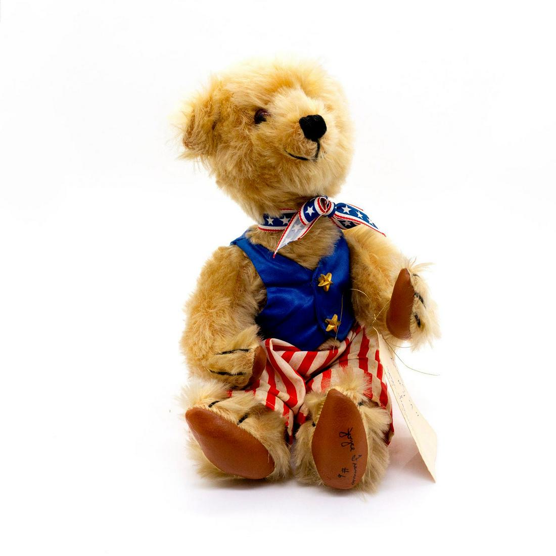 Joyce Francies Teddy Bear, George M No 4 (1 of 2)