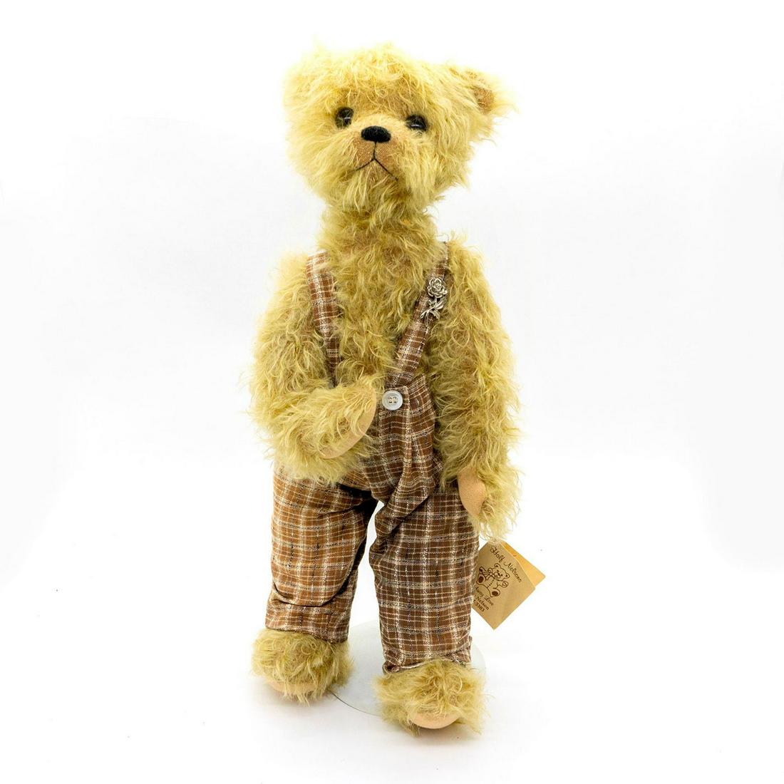 Linda Nelson Zachery Mohair Teddy Bear (1 of 4)