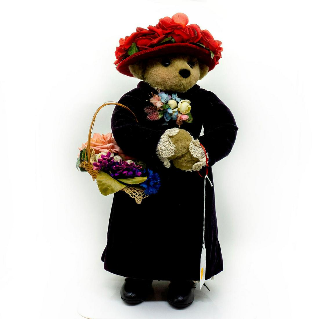 Teddy Bear Regal Lady (1 of 2)
