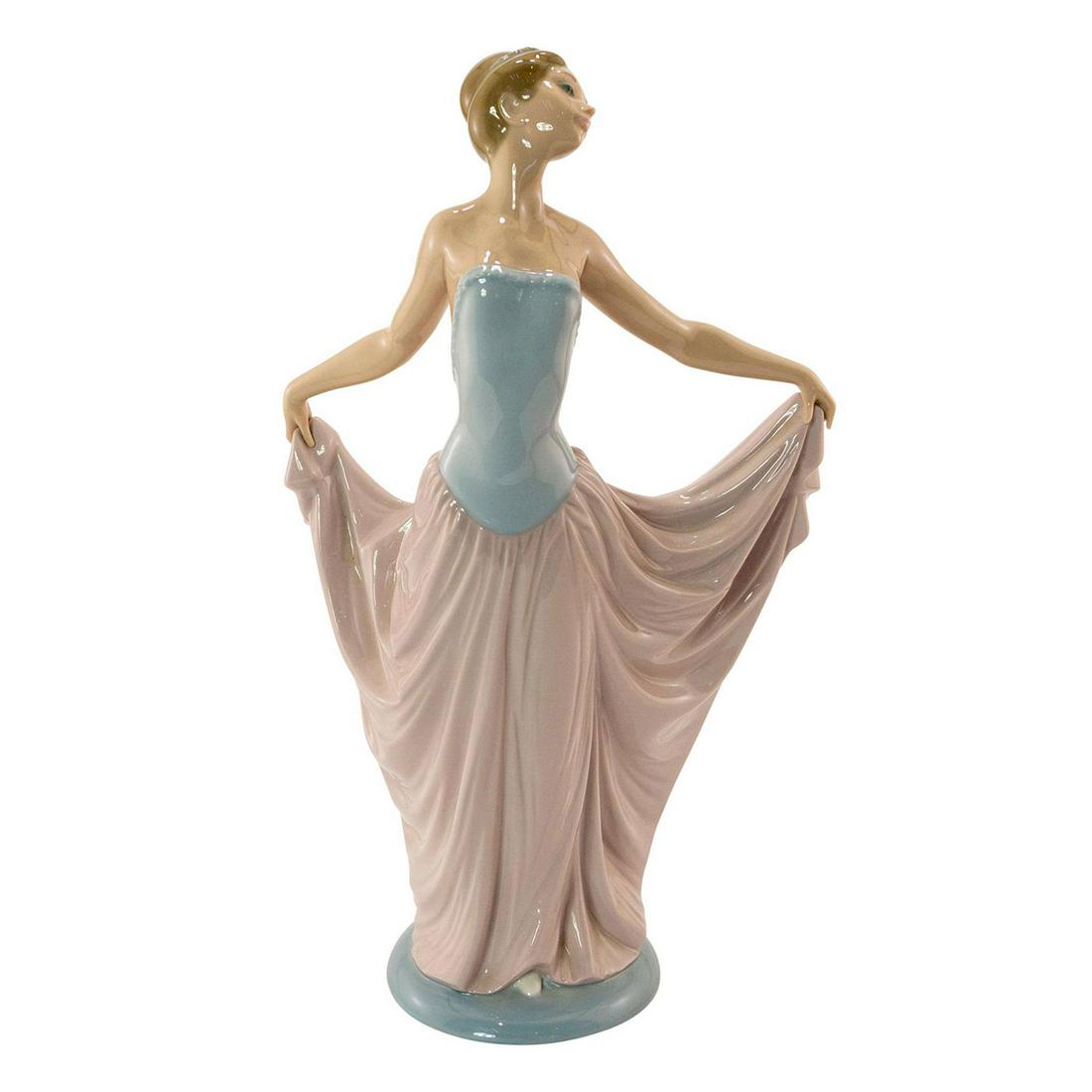 Dancer Woman 5050 - Lladro Porcelain Figurine (1 of 4)