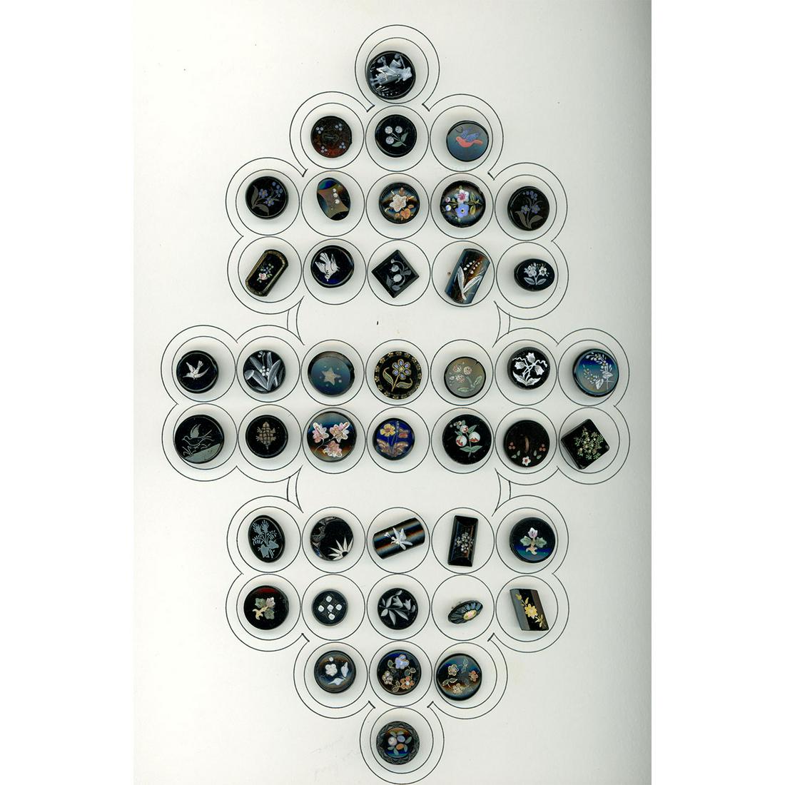 A CARD OF DIVISION ONE BLACK GLASS ENAMELED BUTTONS (1 of 4)