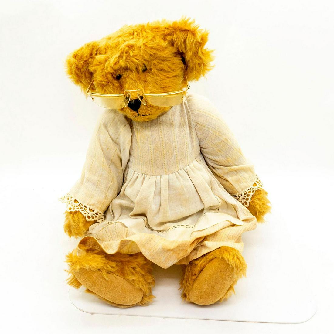 Beary Patch Vintage Collectable Teddy Bear, Aunt Lydia (1 of 3)