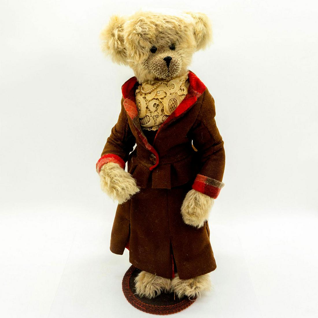 Vintage Collectable Teddy Bear, Classy Woman (1 of 2)