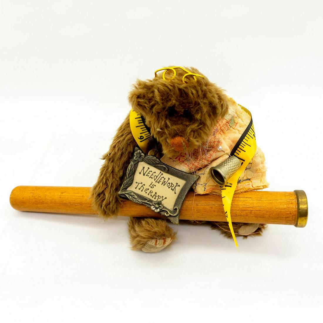 Vintage Collectable Teddy Bear, Knitter (1 of 2)