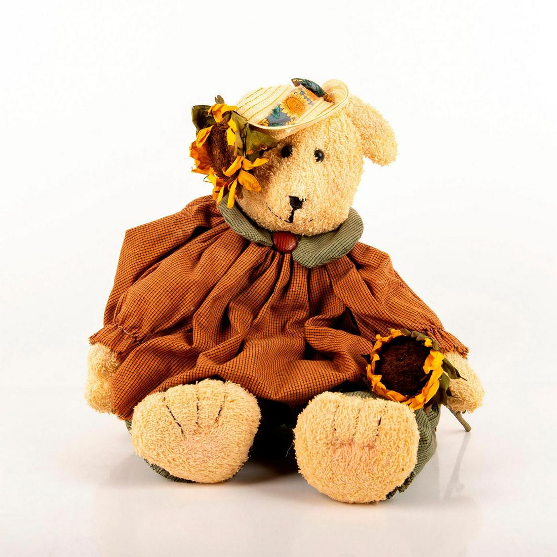 Vintage Collectable Teddy Bear, Rural Gardener (1 of 2)