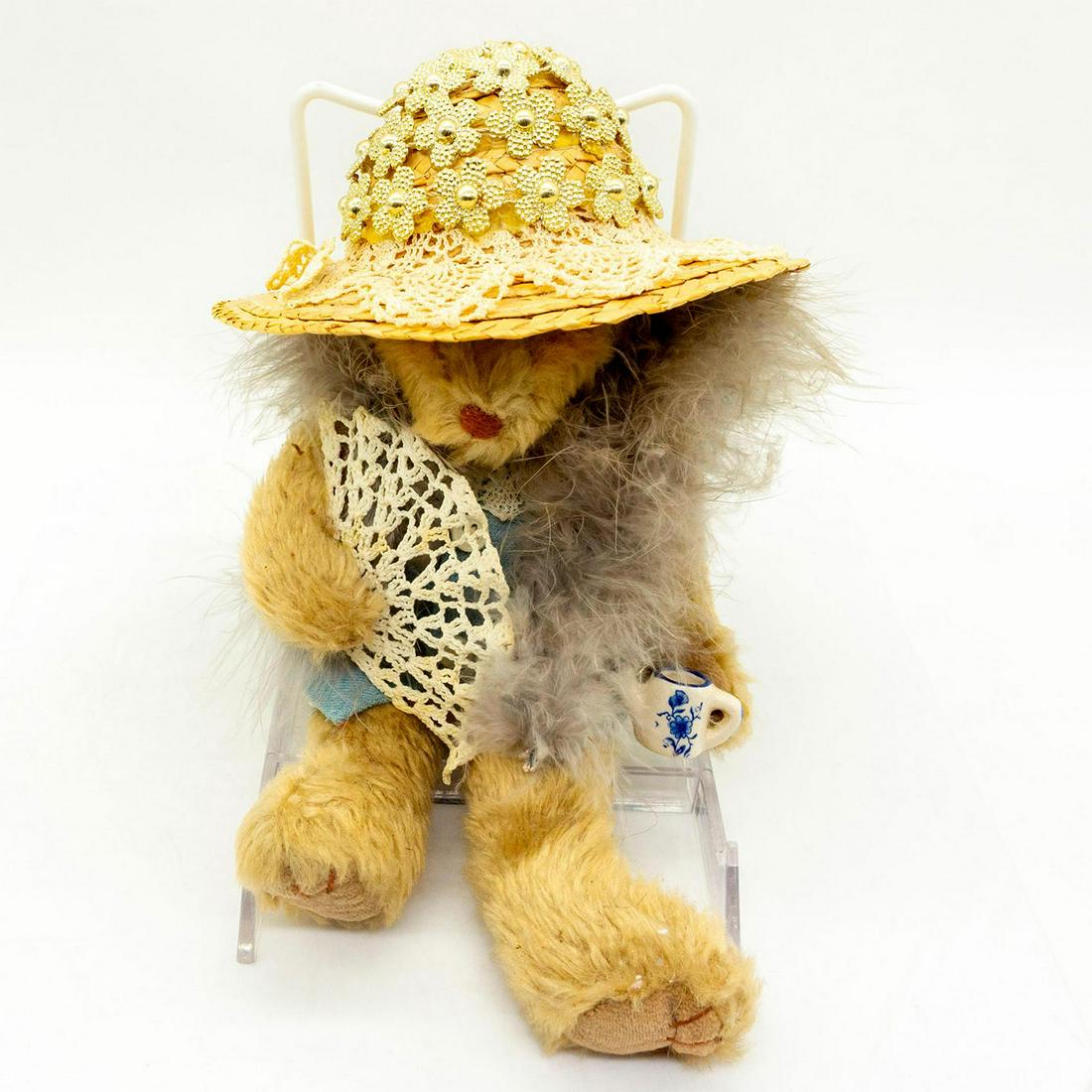 Vintage Collectable Teddy Bear, Tea Time (1 of 2)