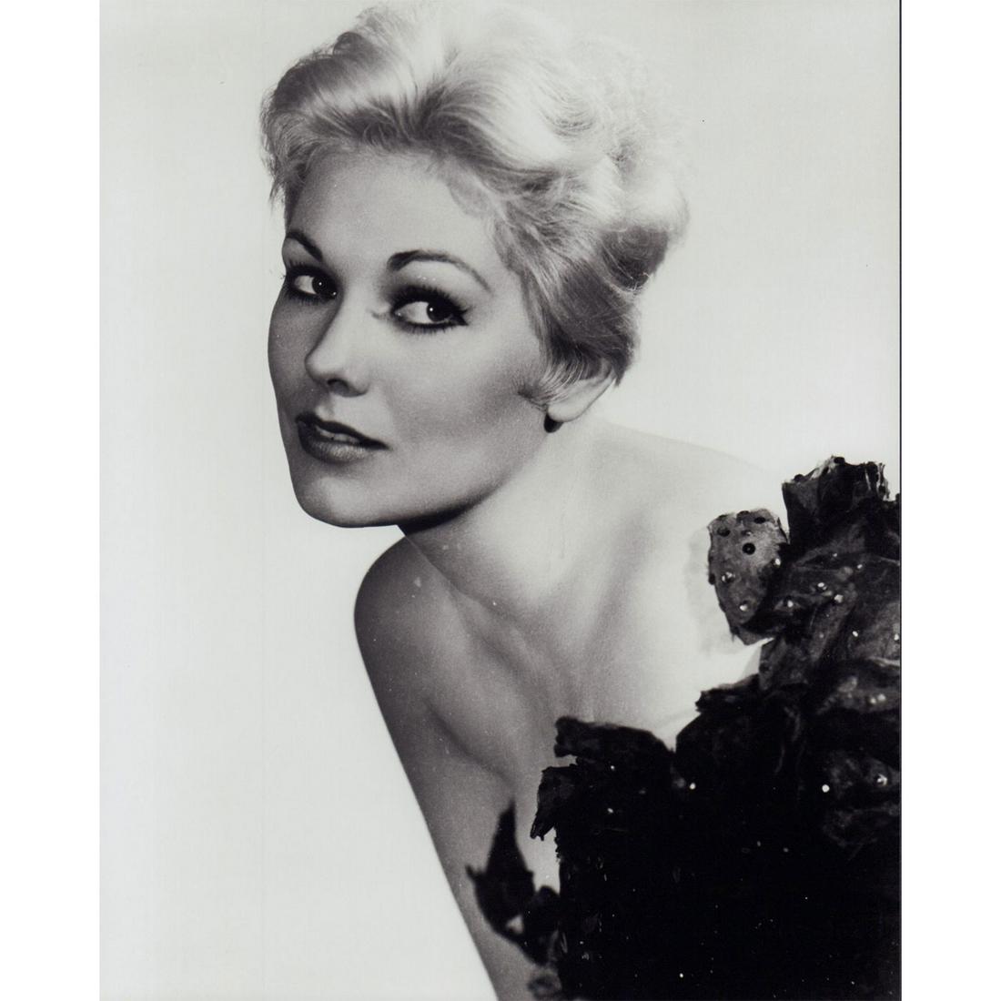 Kim Novak Photograph: Portrait photo of actress Kim Novak on the set of Pal Joey in 1957. #kimnovak #oldhollywood #paljoey Issued: 1957 Dimensions: 8"W x 10"H Country of Origin: USA