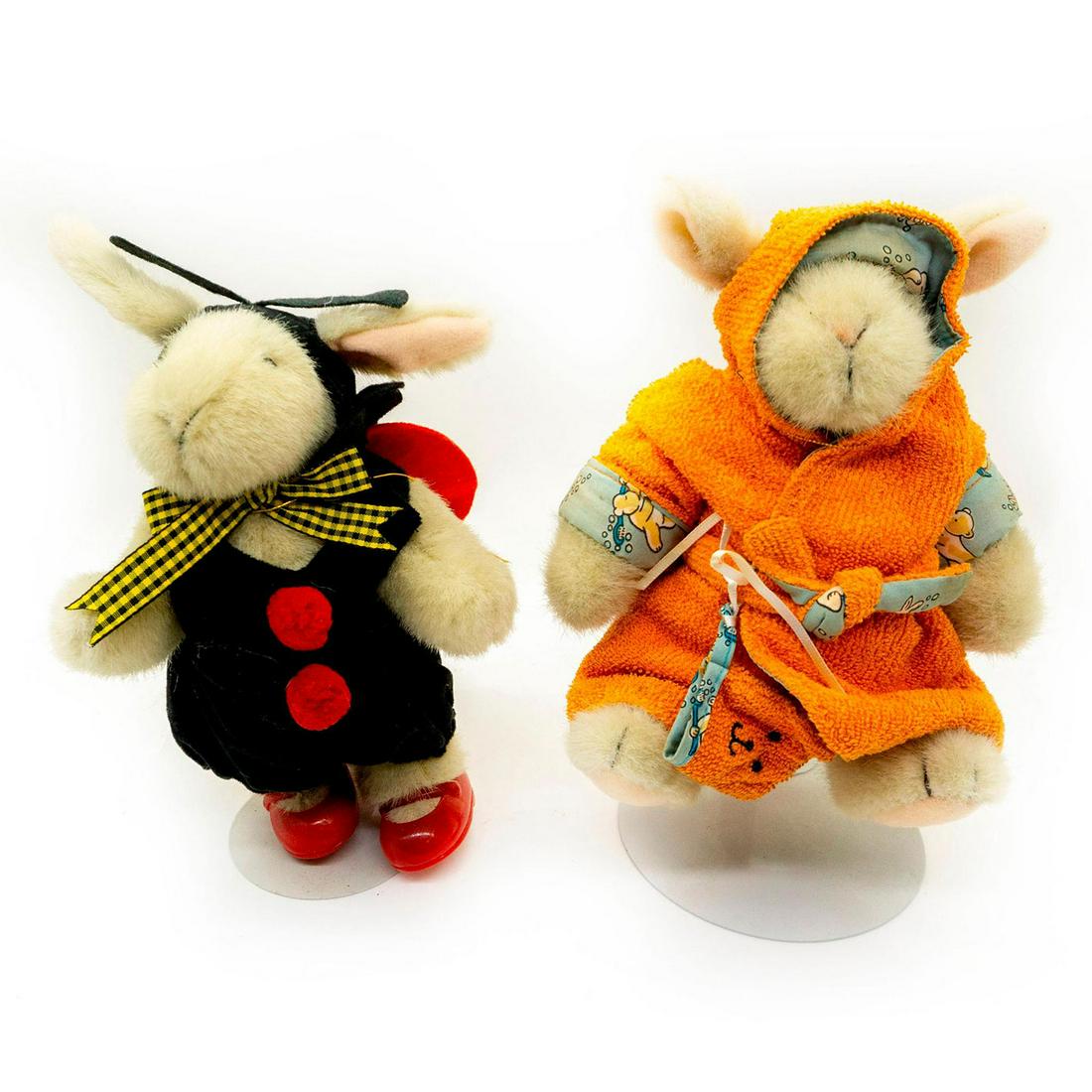 2 North American Plush Rabbits, Bathtime And Ladybug: White mohair, jointed limbs. Checkered yellow bowtie, red slippers. Bright orange bathrobe. Hoppy VanderHare collection. Original tags attached. One comes with stand. Age related wear. #plush #rabbit 