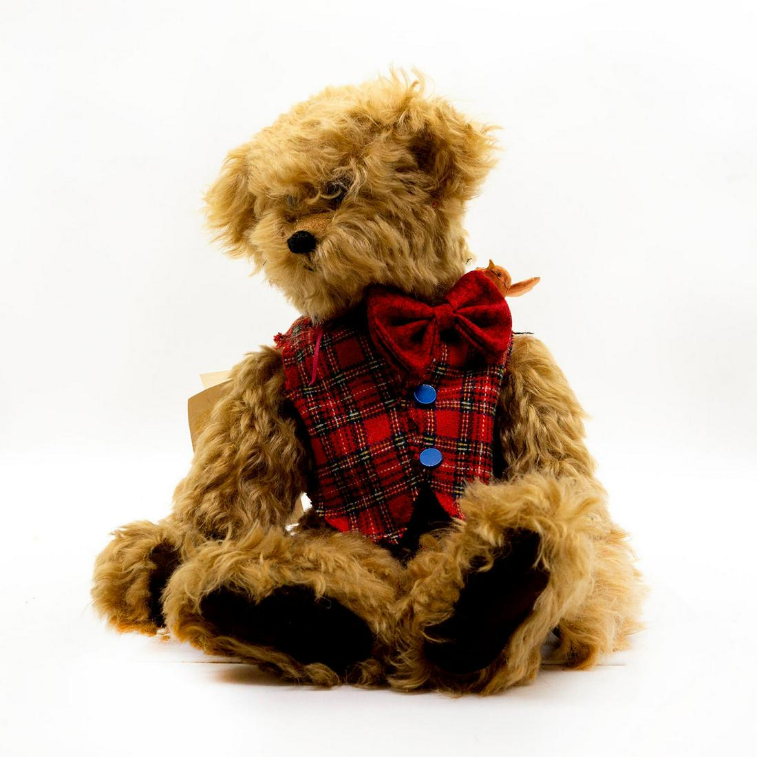 Shirley Whitney Teddy Bear, The Picnic (1 of 3)