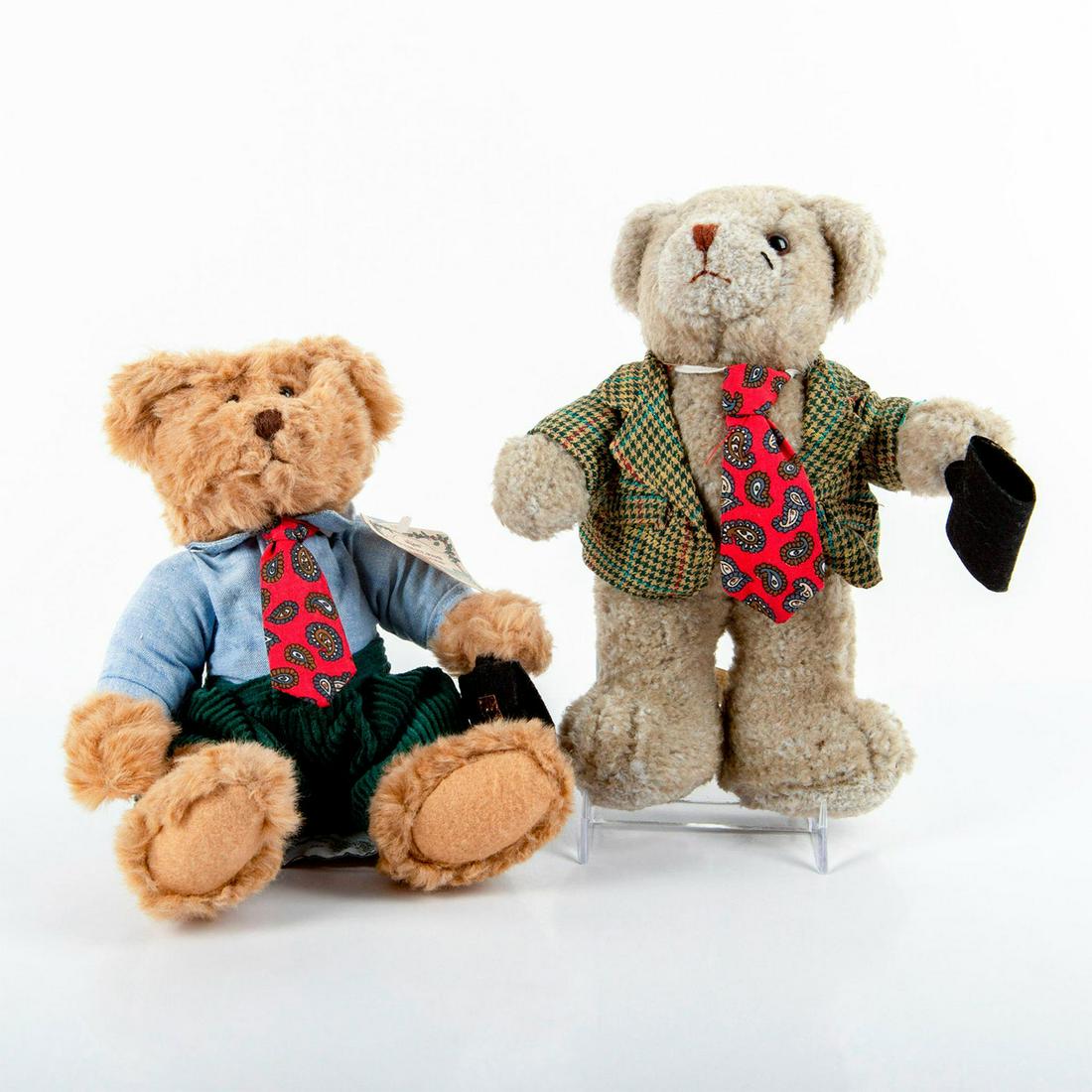 2pc Red Paisley Tie Business Teddy Bears: Winston bear is wearing a blue shirt and green corduroy pants. Mr. Bear is wearing a houndâ€™s tooth jacket and a red paisley tie. Comes with manufacture tags. Winston - 7"H. Mr. Bear - 8.5"H. #t
