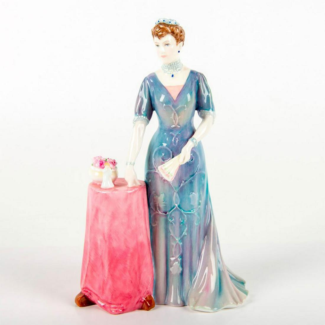 Queen Mary HN4900 - Royal Doulton Figurine: Stunning queen in blue purple dress with relief design leaning on a round high table with pink cloth. Royalty Series. Royal Doulton backstamp. Artist: Pauline Parsons Issued: 2006; Ltd. 250 Dimensions