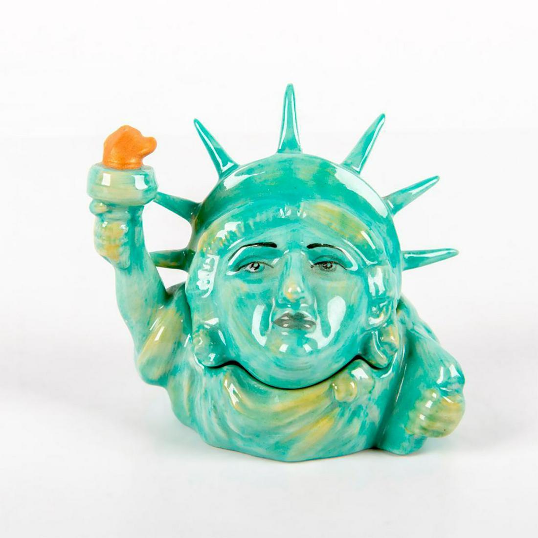 Kevin Francis Face Pots, Miss Liberty Green (1 of 4)