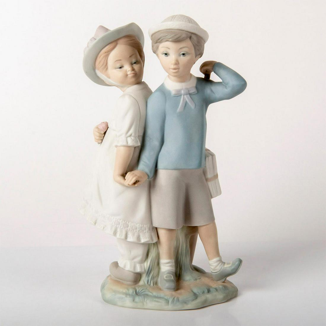 Puppy Love 1011127 - Lladro Porcelain Figurine (1 of 6)