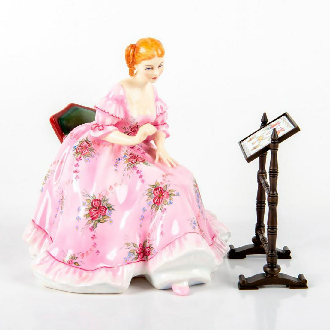 Tapestry Weaving HN3048 - Royal Doulton Figurine (1 of 4)