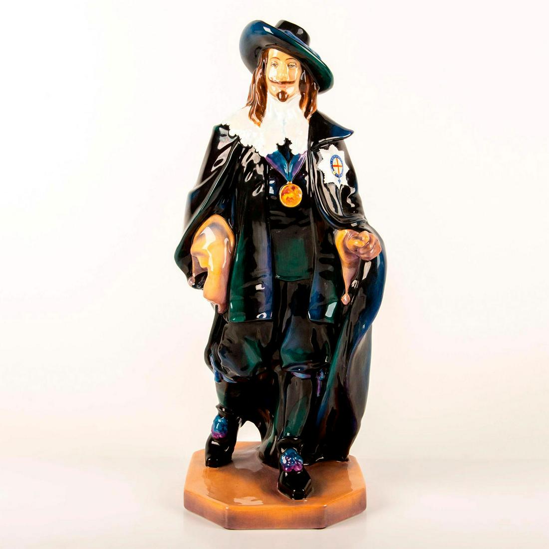 King Charles HN2084 - Royal Doulton Figurine (1 of 4)