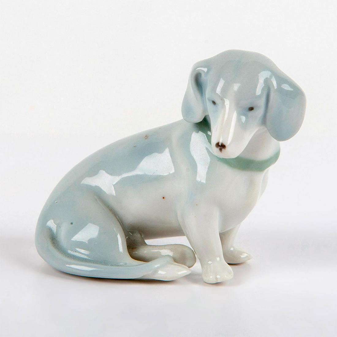 Pfeffer Gotha Porcelain Figurine, Dachshund (1 of 3)