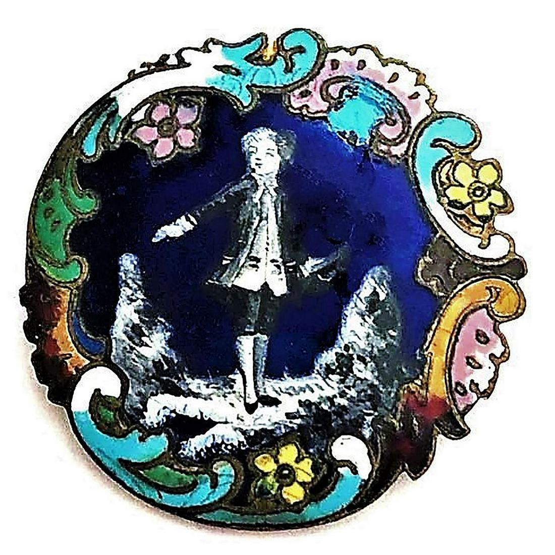 ONE DIVISION ONE MULTI TECHNIQUE ENAMEL BUTTON (1 of 2)