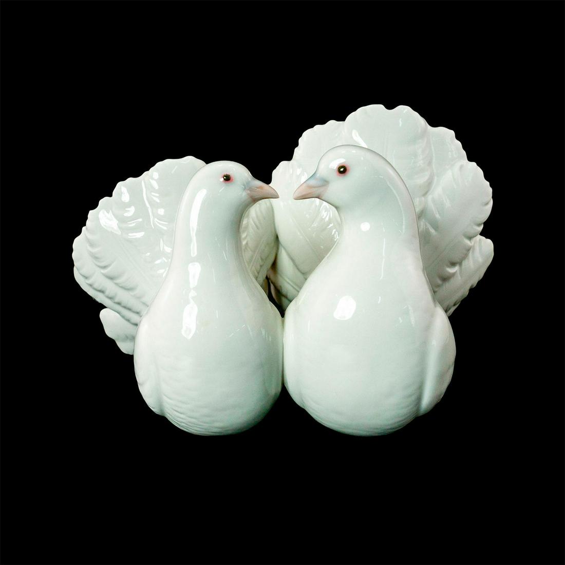Couple of Doves 1001169 - Lladro Porcelain Figurine (1 of 4)