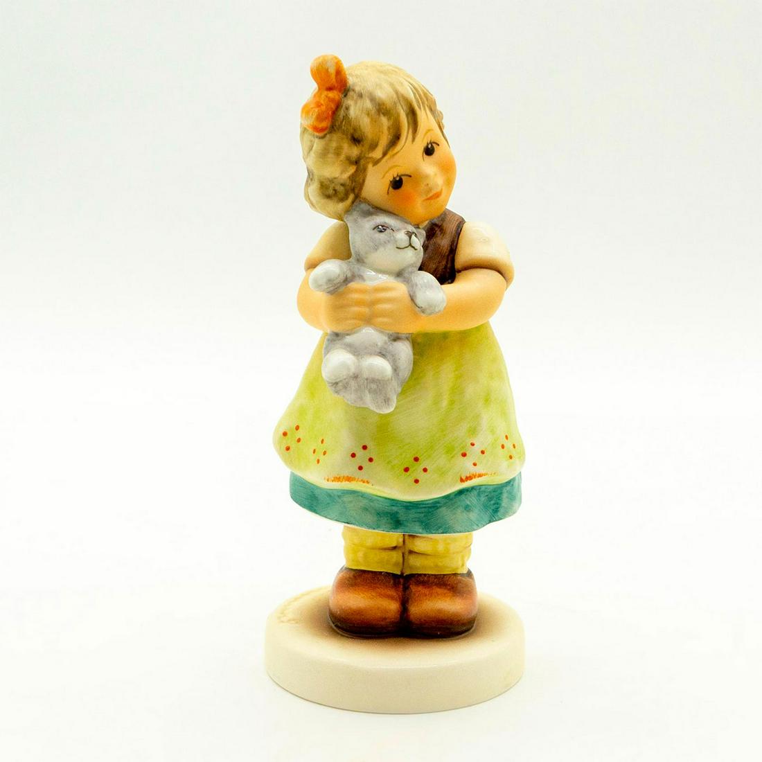 Cuddly Kitty 2331 - Goebel Hummel Figure (1 of 9)