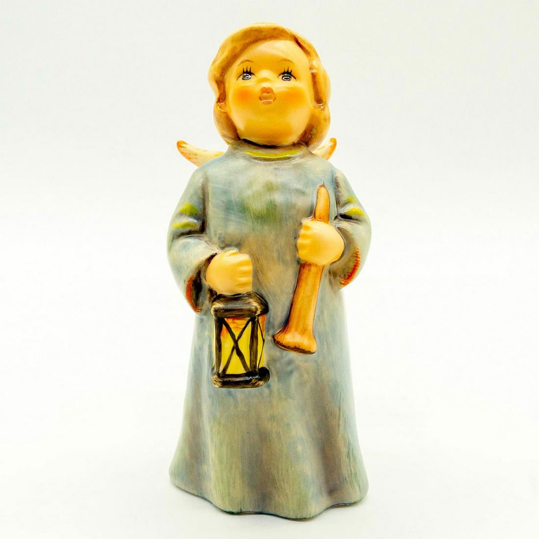 Hosanna 480 - Goebel Hummel Figure (1 of 8)