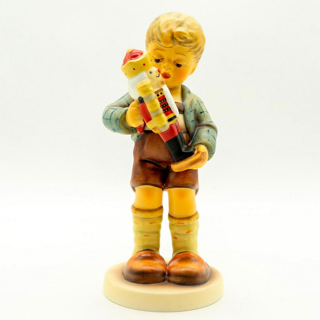 Nutcracker Sweet 2130 - Goebel Hummel Figure (1 of 10)