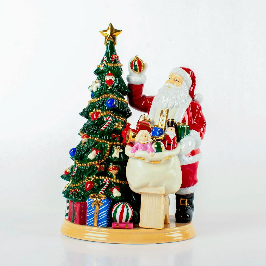 Santa's Finishing Touch 2007 HN5112 - Royal Doulton (1 of 4)