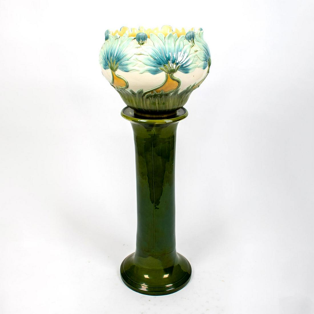 Burmantofts Faience Majolica Jardiniere with Pedestal (1 of 5)