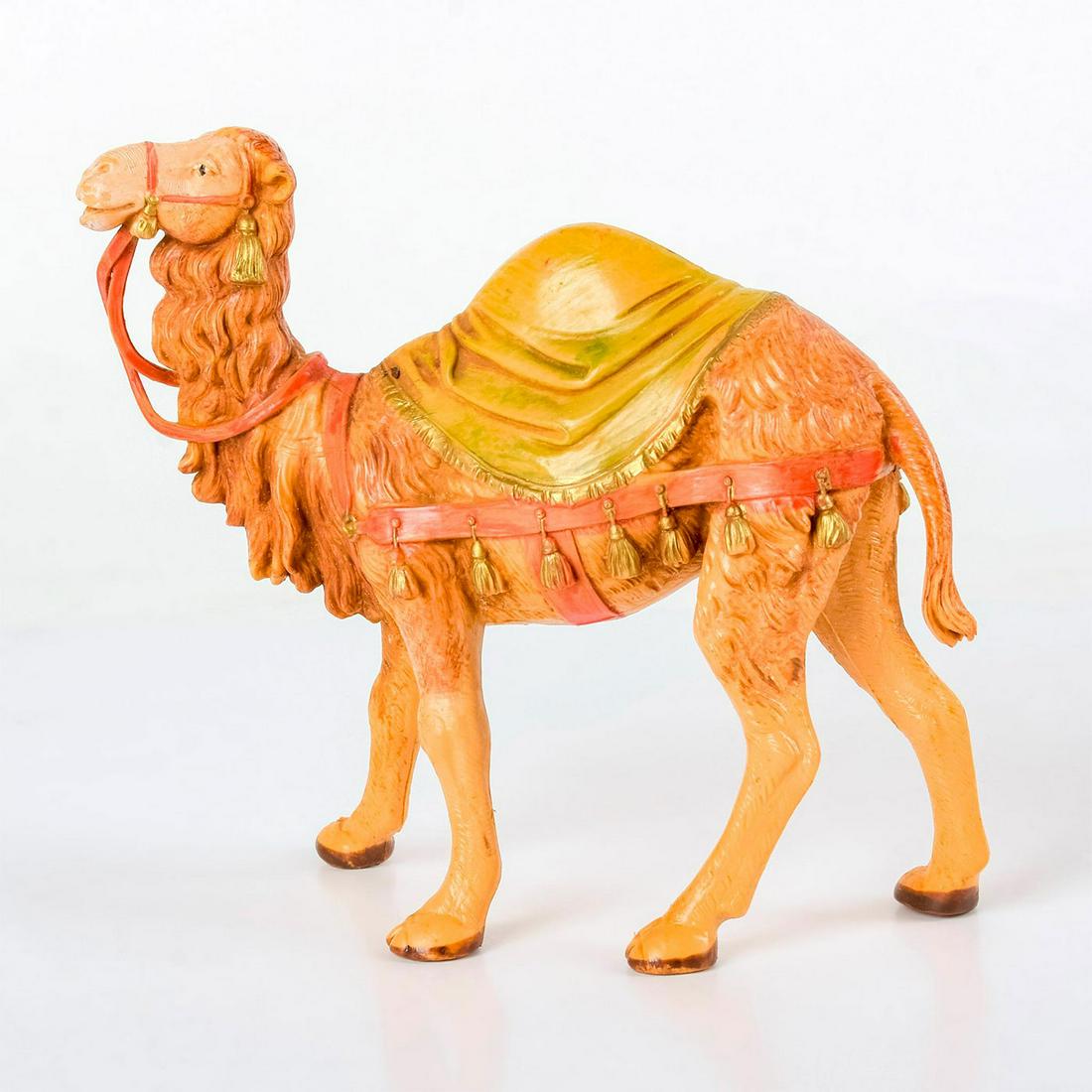 Roman Fontanini Figurine, The Camel 72526: Heirloom Nativity series. Hand painted; antiqued for a distinctive wood carved look. With original box. Fontanini backstamp. Figurine in good condition; wear to box. #roman #fontanini #nativity #camel