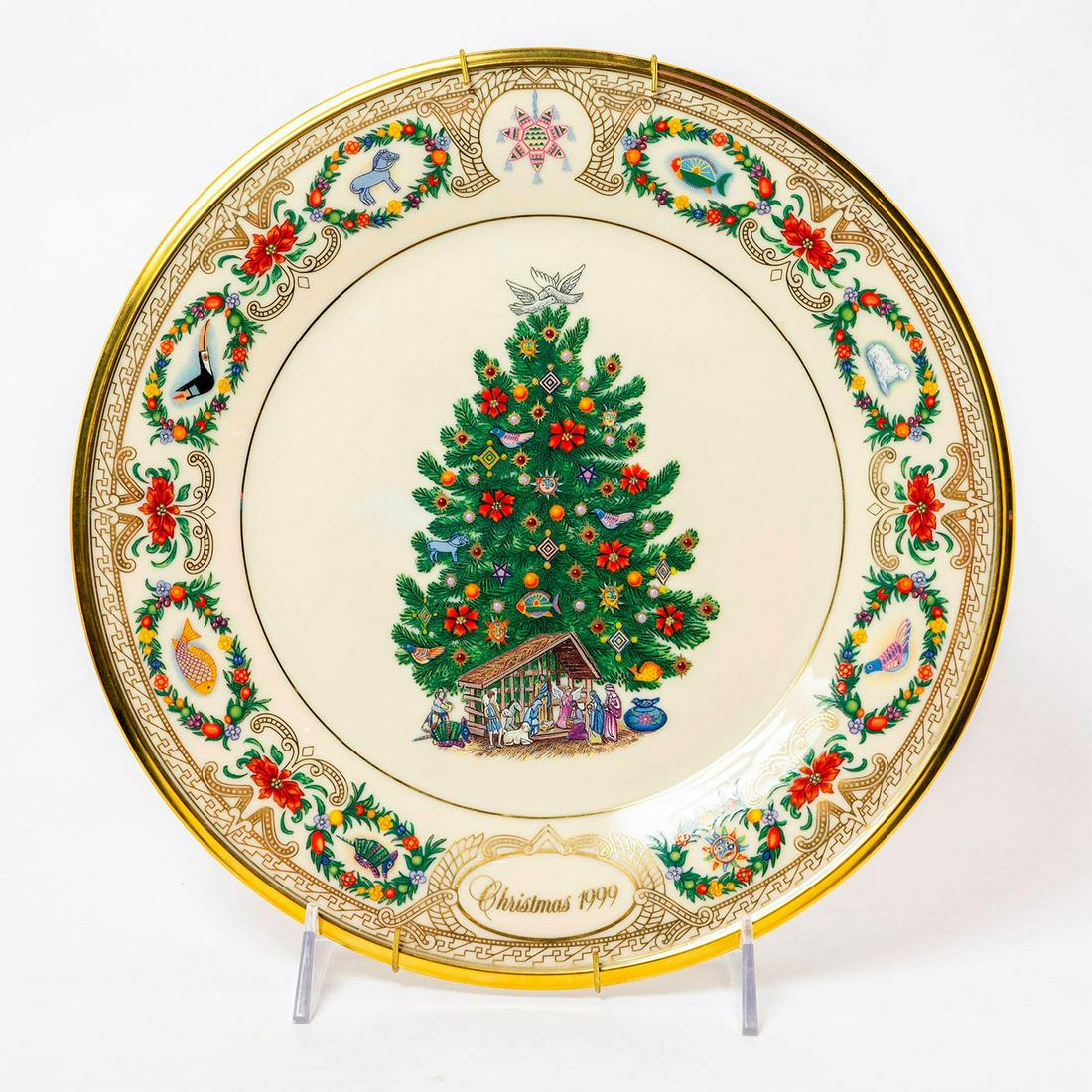 Lenox 1999 Mexico Christmas Trees Around the World: 9th limited edition plate. Depict fun Mexican themed colorful Christmas decorations. Gold gilded throughout the plate. Lenox back stamp. No visible chip or crack. Comes with gold toned wall plate hang