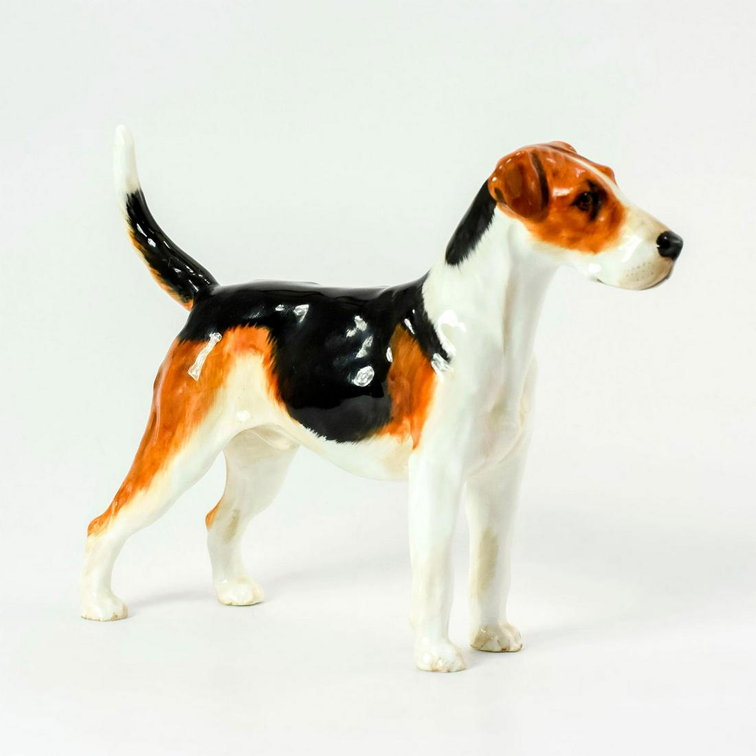 Royal Doulton Dog Figurine, English Foxhound HN1026 (1 of 3)