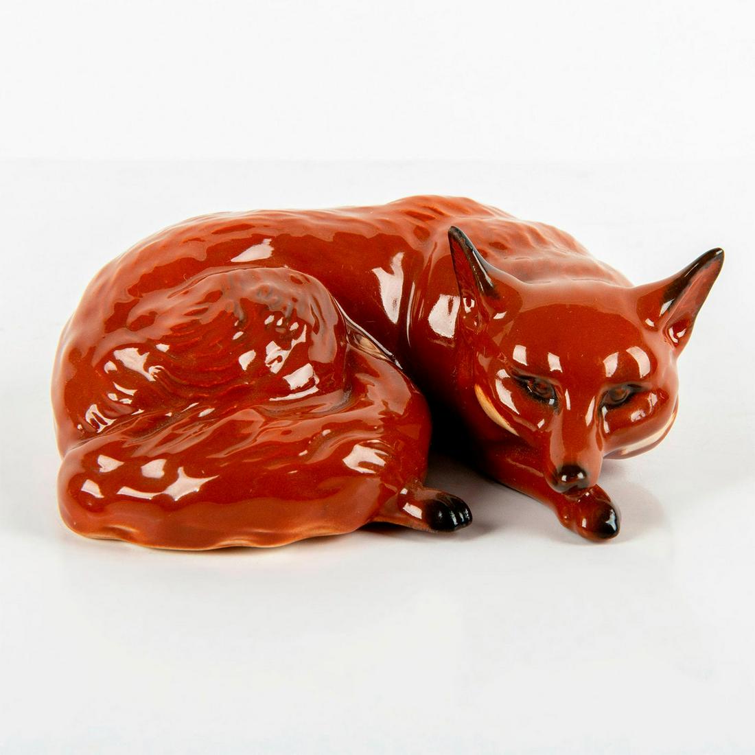 Beswick Pottery Animal Figurine, Curled Fox (1 of 3)
