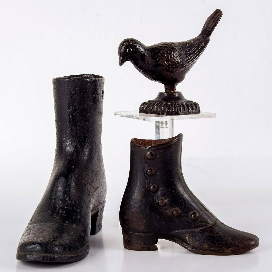 Group of 3 Vintage Cast Iron Door Stops (1 of 6)