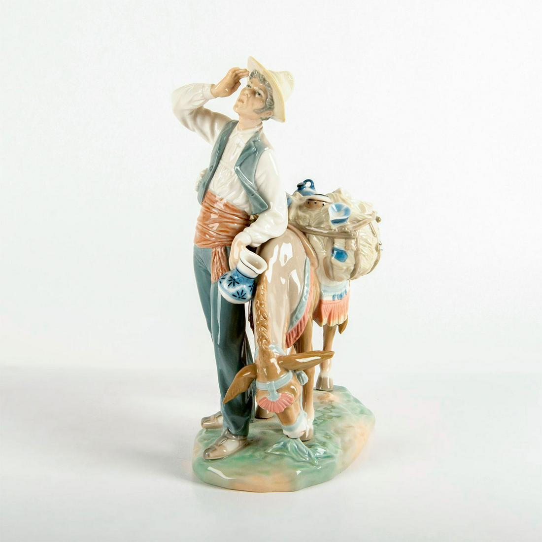 Typical Peddler 1004859 - Lladro Porcelain Figurine (1 of 5)