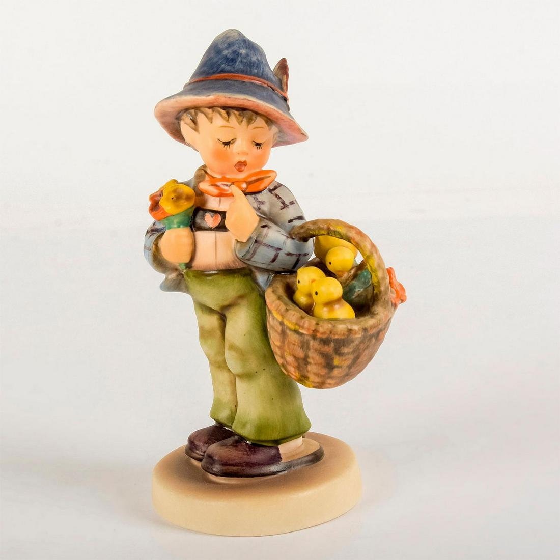 Easter Greetings 378 - Goebel Hummel Figurine (1 of 3)