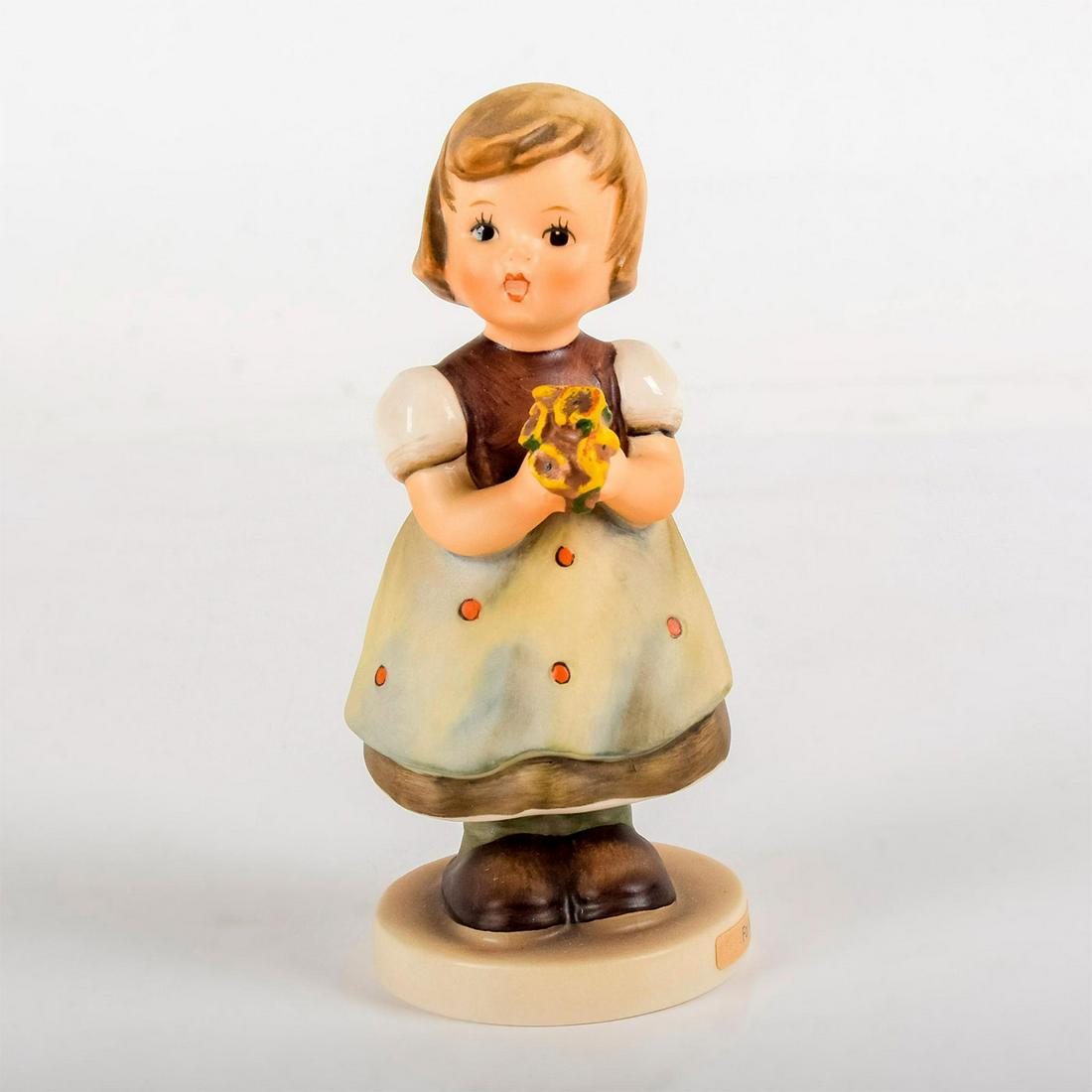 For Mother 257 - Goebel Hummel Figurine: Matte porcelain, hand painted. Young girl in polka-dot apron holding a bouquet of flowers. 'M. I. Hummel' inscribed on base. Goebel backstamp. Good condition. Weight: 4.3 oz #goebel #hummel #f