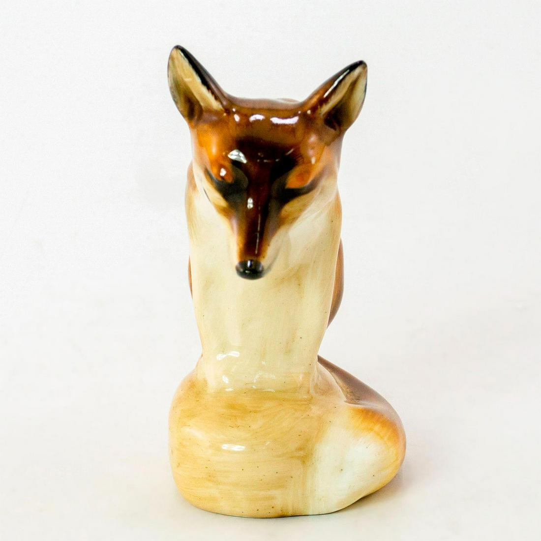 Rare Royal Doulton Figurine, Seated Fox HN147C-1 (1 of 5)