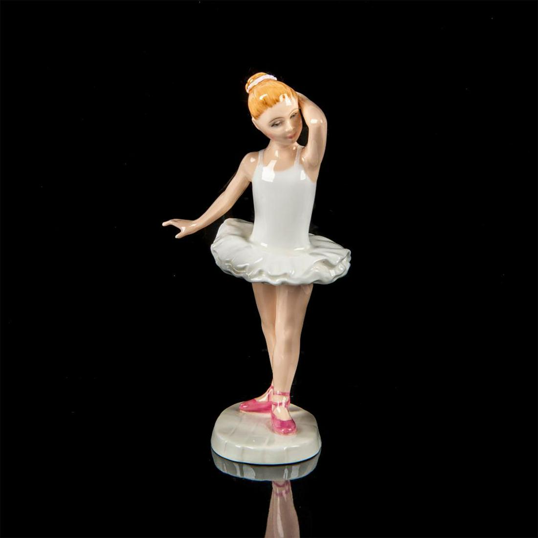 Little Ballerina HN3395 - Royal Doulton Figurine (1 of 6)